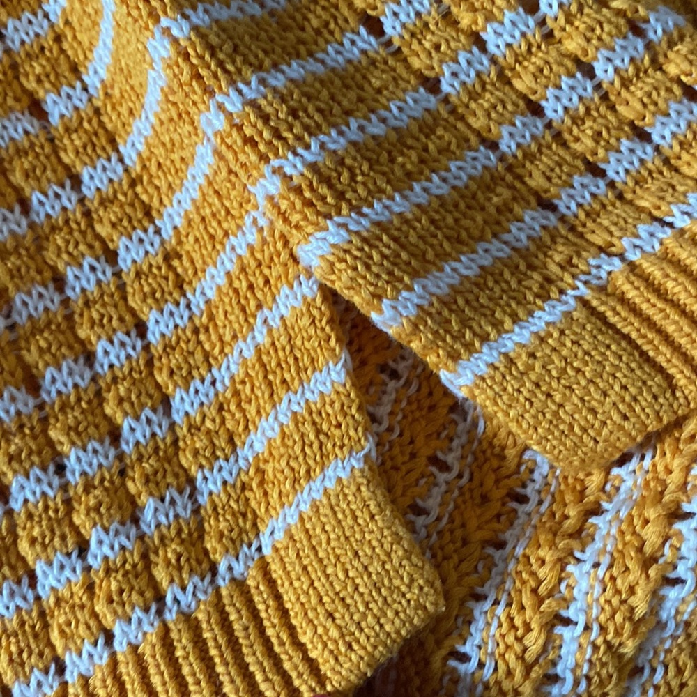 TALBOTS yellow knit petite top - Picture 4 of 5